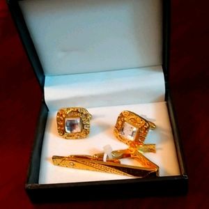Cuff and Tie Clip Set